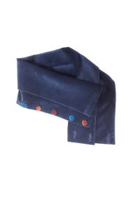 aksominis blue velvet scarf